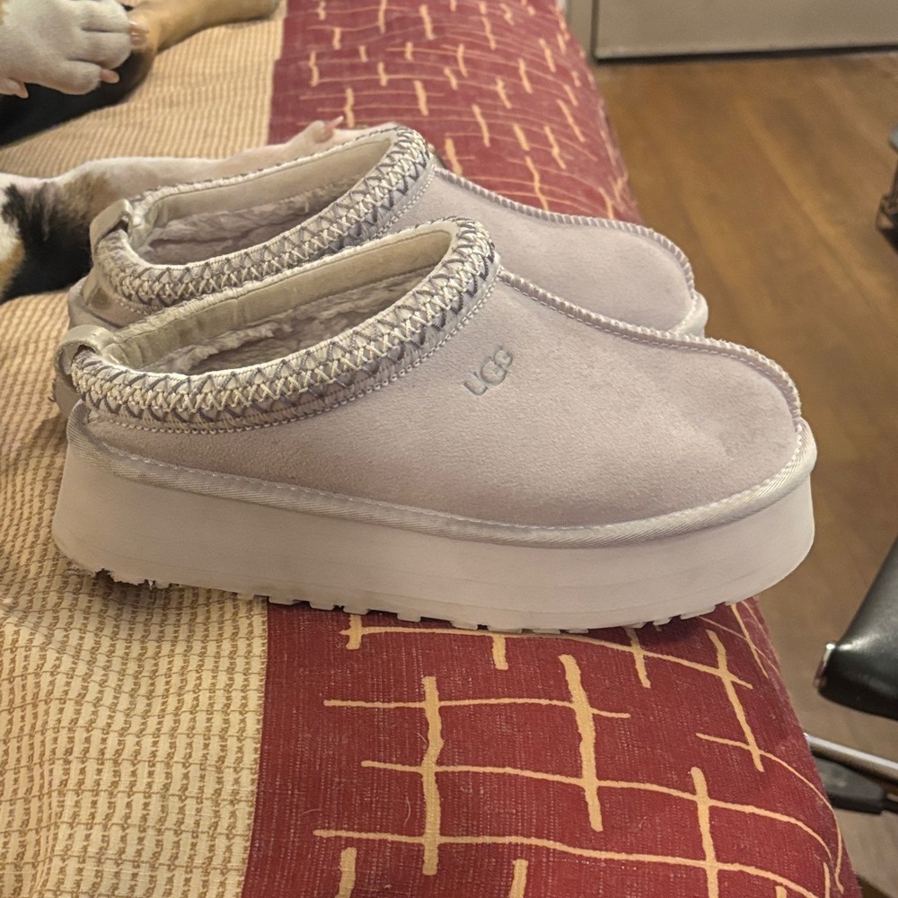 UGG Soft Gray Casual Slip-Ons